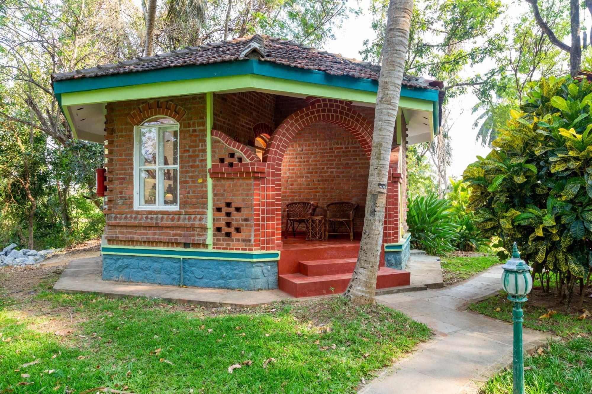 Kairali - The Ayurvedic Healing Village Palakkad Exterior foto