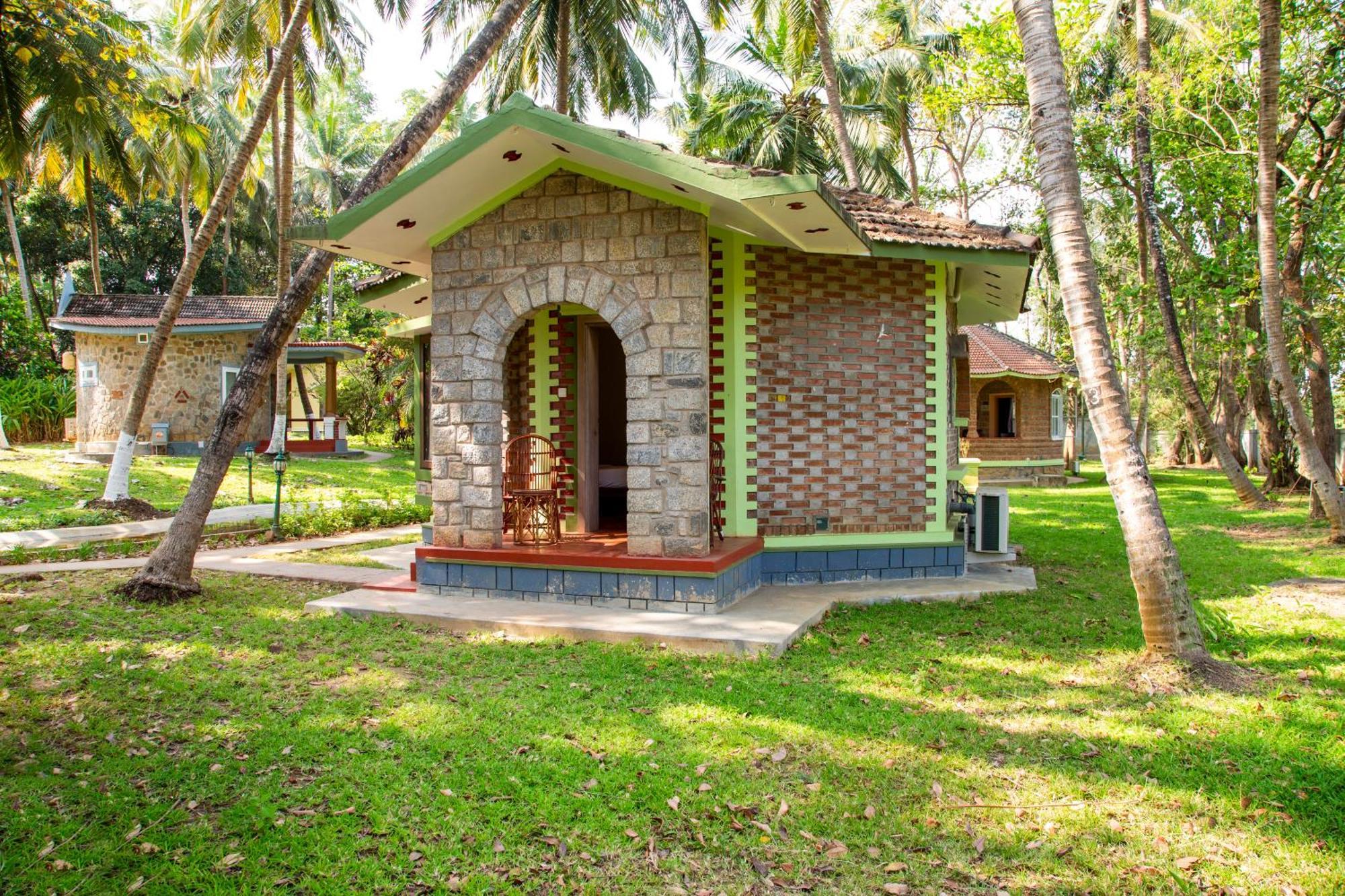 Kairali - The Ayurvedic Healing Village Palakkad Exterior foto