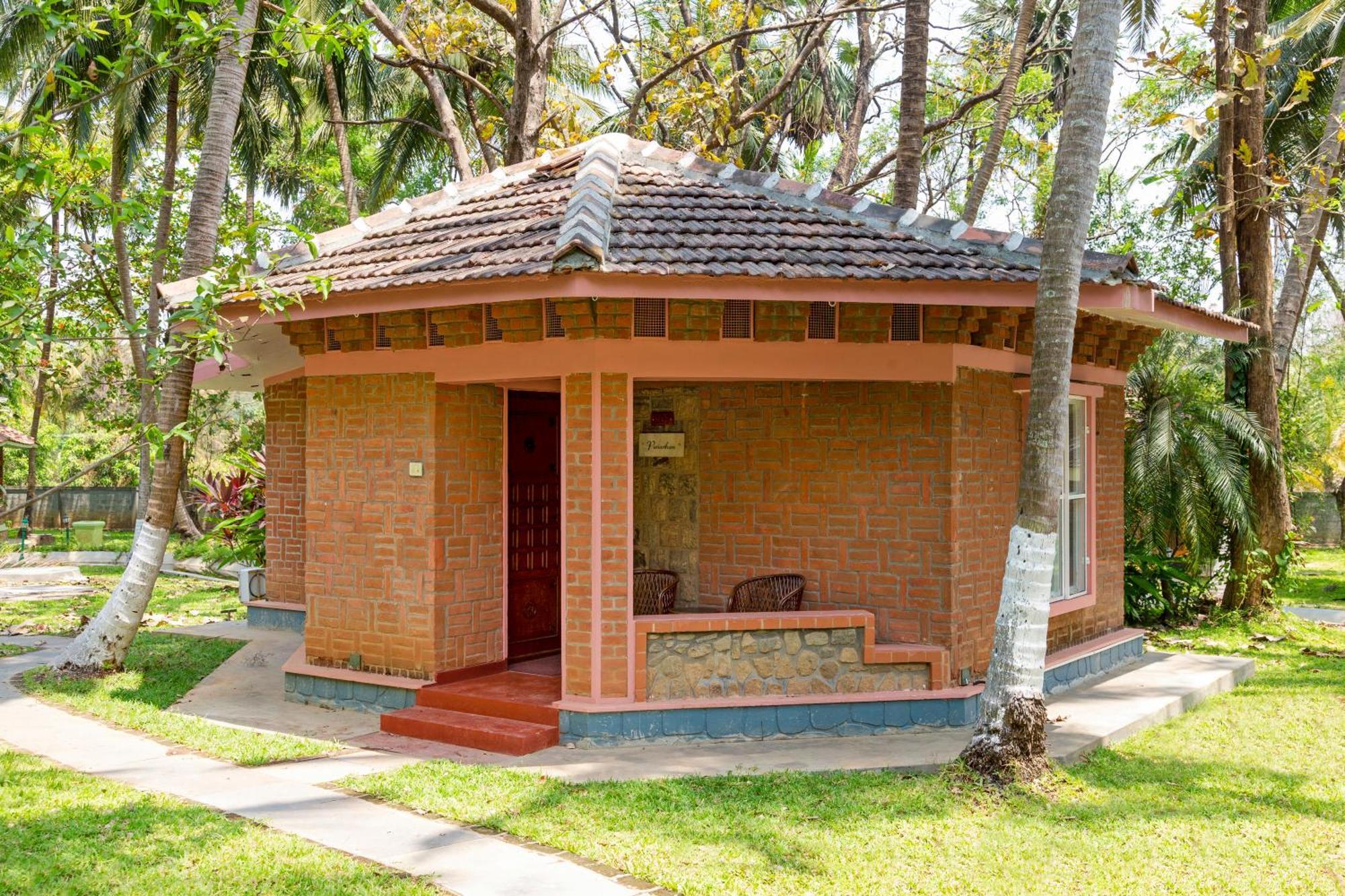 Kairali - The Ayurvedic Healing Village Palakkad Exterior foto